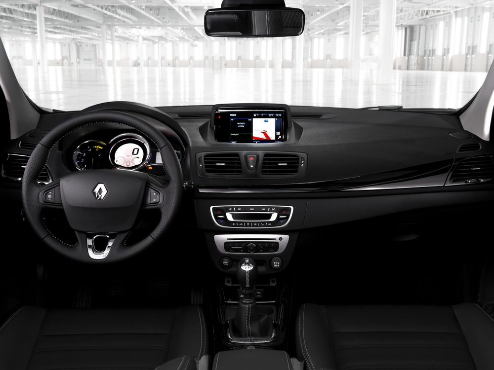 Renault Megane Coupe 2014 — інтер'єр, фото 1