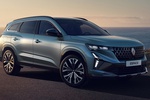 Renault Espace обновлен: панорамная крыша, распознавание лиц и больше комфорта