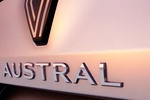 Renault назначила дату премьеры Austral и показала несколько тизеров